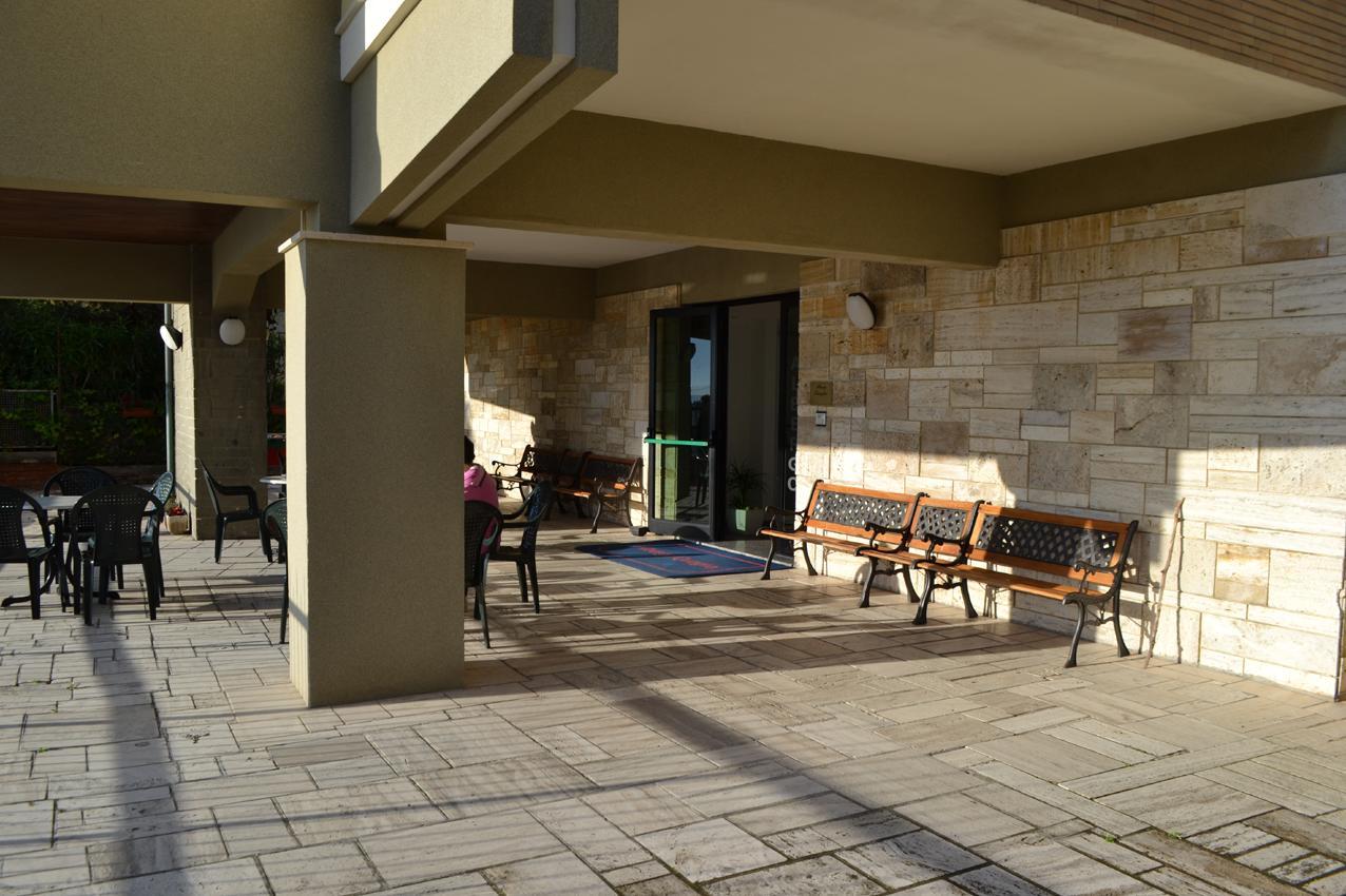 Albergo Quaglia โรเซโต เดญา อาบรูซซี ภายนอก รูปภาพ